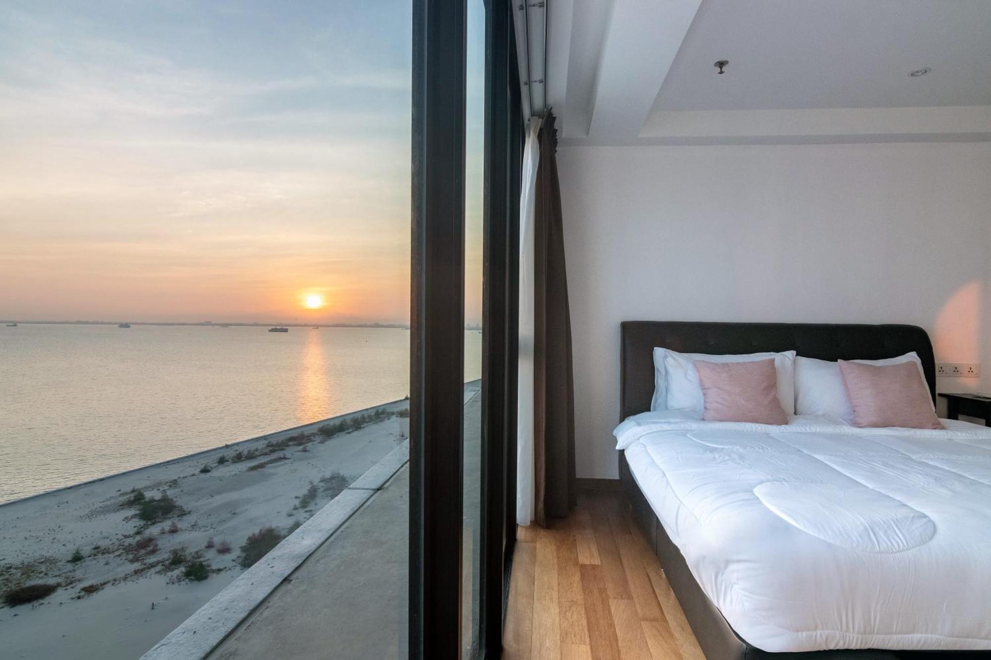 Sunrise Gurney Apartment Georgetown Bilik gambar